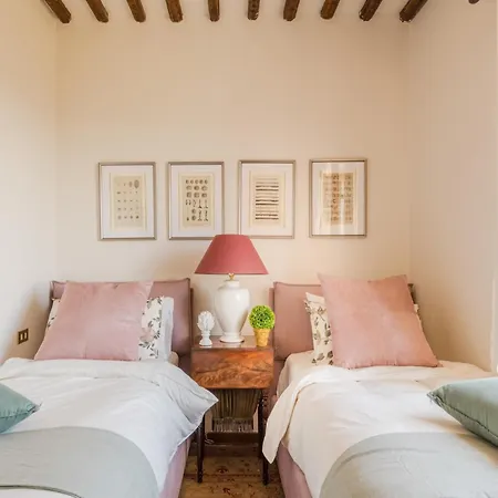 Refined Escape In The Heart Of Tuscany *