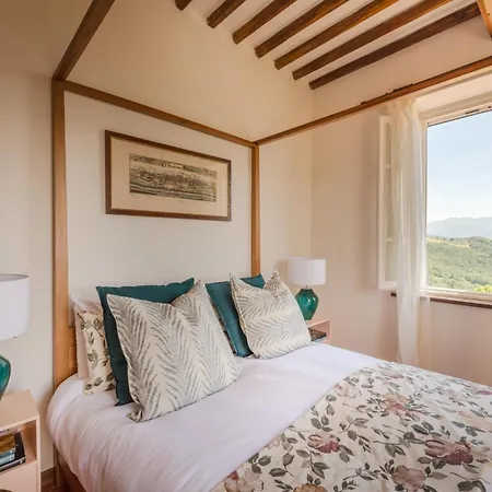 Refined Escape In The Heart Of Tuscany Lucca