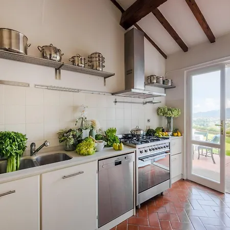Refined Escape In The Heart Of Tuscany Villa Lucca